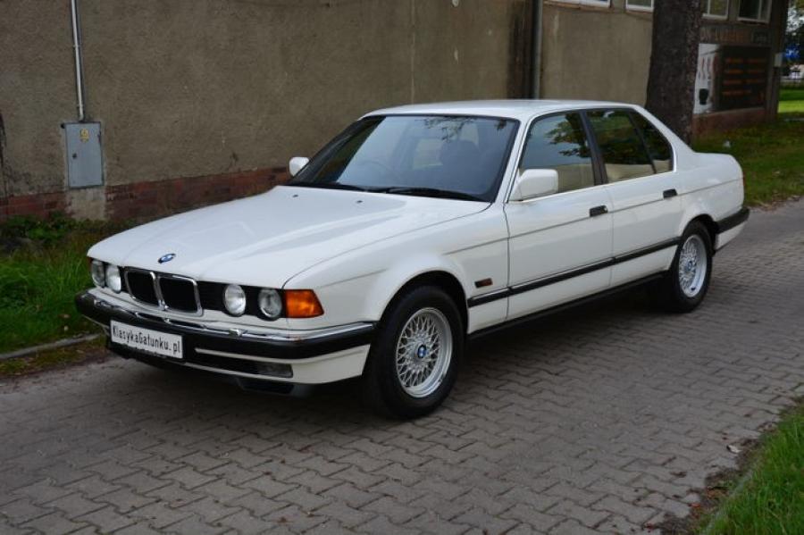  BMW 740i (E32) 1992 года  (UK) (фото 75 из 170)